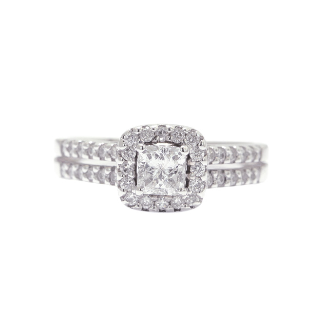 1R14000161 - Diamond Ring